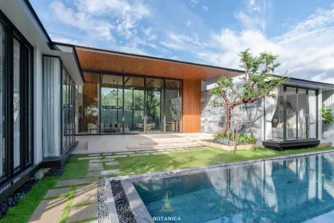 Chalet de 5 dormitorios en Phuket, Tailandia № 135109 - foto 12