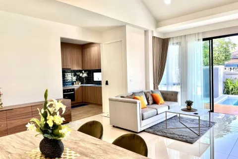 Casa de 4 dormitorios en Pattaya, Tailandia № 155610 - foto 11