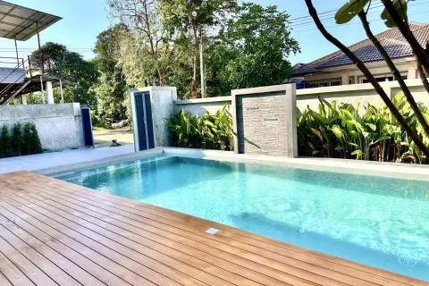 Casa de 4 dormitorios en Pattaya, Tailandia № 155610 - foto 6