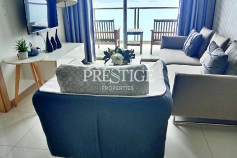 Condo in Pattaya, Thailand, 1 bedroom № 198344 - photo 2