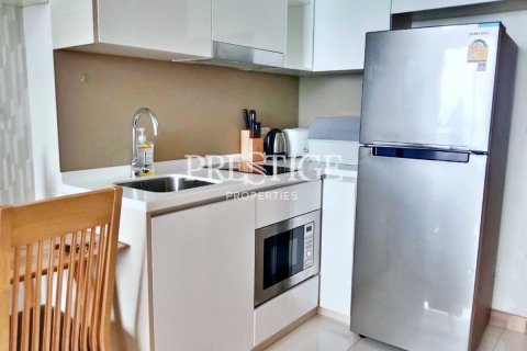 Condo in Pattaya, Thailand, 1 bedroom № 198344 - photo 3