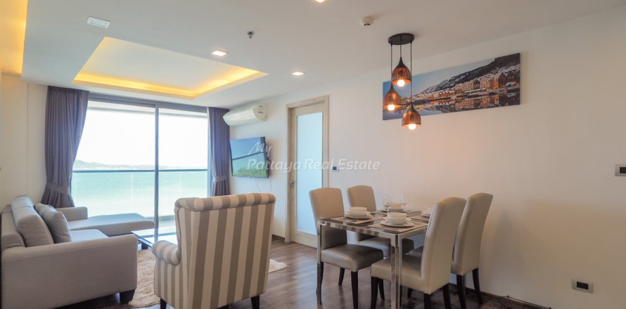 Condominio de 2 dormitorios en Bang Lamung, Tailandia № 70698