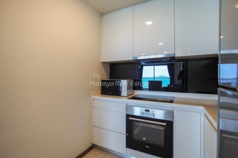 Condominio de 2 dormitorios en Bang Lamung, Tailandia № 70698 - foto 3