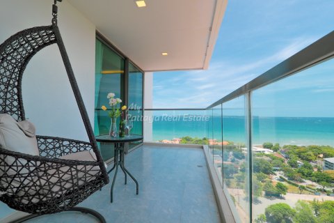 Condominio de 2 dormitorios en Bang Lamung, Tailandia № 70698 - foto 17