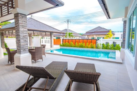 Villa in Hua Hin, Thailand 3 Schlafzimmer № 169806 - Foto 4