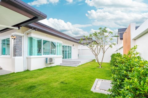 Villa in Hua Hin, Thailand 3 Schlafzimmer № 169806 - Foto 6