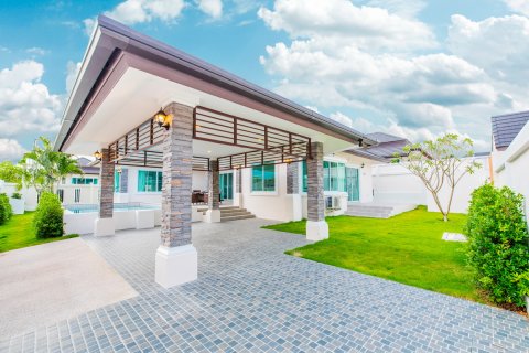 Villa in Hua Hin, Thailand 3 Schlafzimmer № 169806 - Foto 5