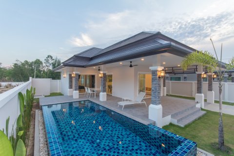 วิลล่าในอำเภอหัวหิน, ประเทศไทย 3 ห้องนอน № 169807