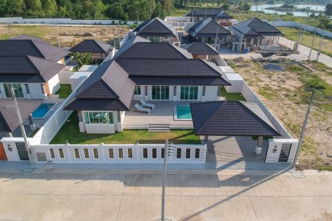 Villa in Hua Hin, Thailand 3 Schlafzimmer № 169807 - Foto 14