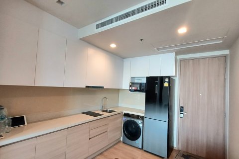 Condo in Watthana, Bangkok, Thailand, 1 bedroom № 201048 - photo 8