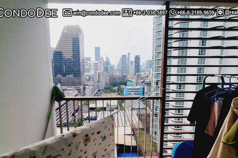 Condo à Watthana, Bangkok, Thaïlande, 2 chambres  № 201045 - photo 2