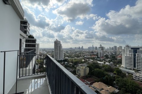 Condominio de 2 dormitorios en Watthana, Bangkok, Tailandia № 201050 - foto 6