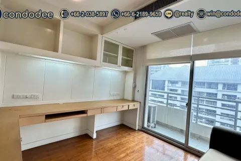 Condo in Bangkok, Thailand, 3 bedrooms  № 201046 - photo 4