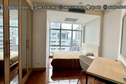 Condo in Bangkok, Thailand, 3 bedrooms  № 201046 - photo 9