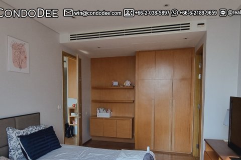 Condo in Watthana, Bangkok, Thailand, 2 bedrooms  № 201049 - photo 3