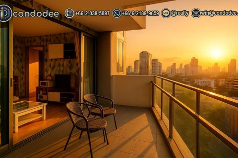 Condo in Watthana, Bangkok, Thailand, 2 bedrooms № 201049