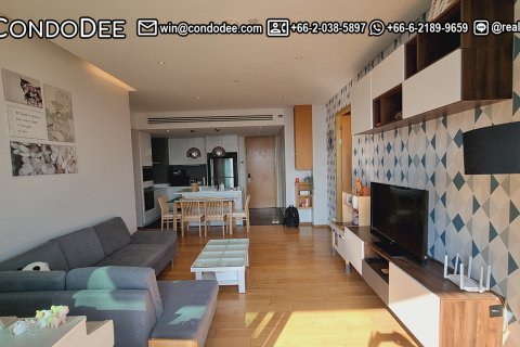 Condo in Watthana, Bangkok, Thailand, 2 bedrooms  № 201049 - photo 14