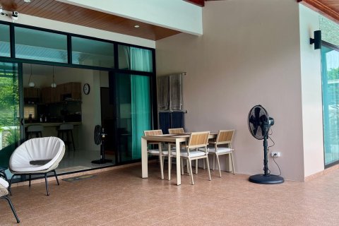 Chalet de 2 dormitorios en Ko Samui, Tailandia № 172465 - foto 4
