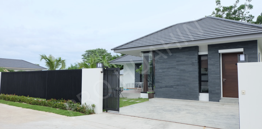 Chalet de 3 dormitorios en Hua Hin, Tailandia № 194805