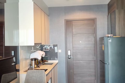 Condominio de 1 dormitorio en Watthana, Bangkok, Tailandia № 59347 - foto 2