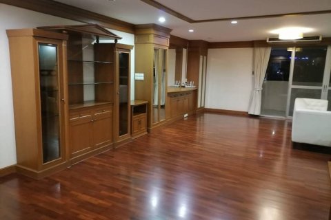 Condominio de 3 dormitorios en Bangkok, Tailandia № 158764