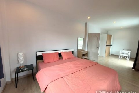 House in Pattaya, Thailand 3 bedrooms № 233296 - photo 10