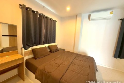 House in Pattaya, Thailand 3 bedrooms № 233296 - photo 17