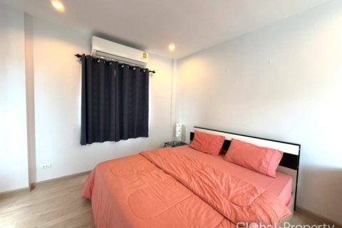 House in Pattaya, Thailand 3 bedrooms № 233296 - photo 12
