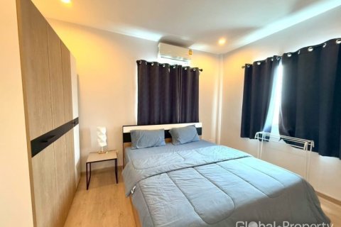 House in Pattaya, Thailand 3 bedrooms № 233296 - photo 16