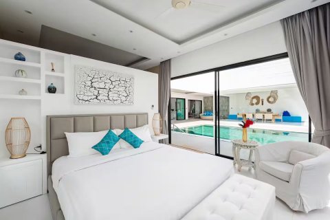 Chalet de 7 dormitorios en Ko Samui, Tailandia № 173538 - foto 15