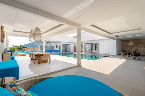 Chalet de 7 dormitorios en Ko Samui, Tailandia № 173538 - foto 5