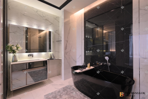 Condominio de 2 dormitorios en Bangkok, Tailandia № 186185 - foto 2