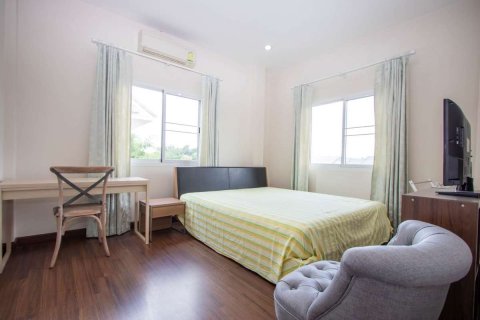 Casa de 4 dormitorios en Chiang Mai, Tailandia № 121736 - foto 2