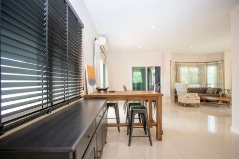 Casa de 4 dormitorios en Chiang Mai, Tailandia № 121736 - foto 3