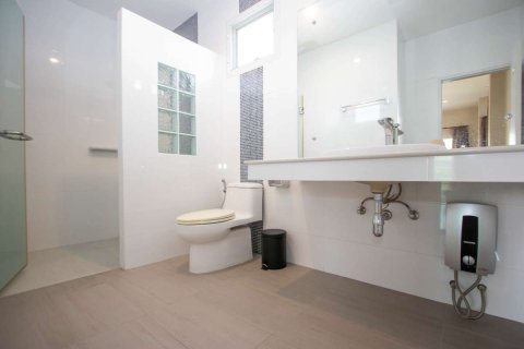 Casa de 4 dormitorios en Chiang Mai, Tailandia № 121736 - foto 10