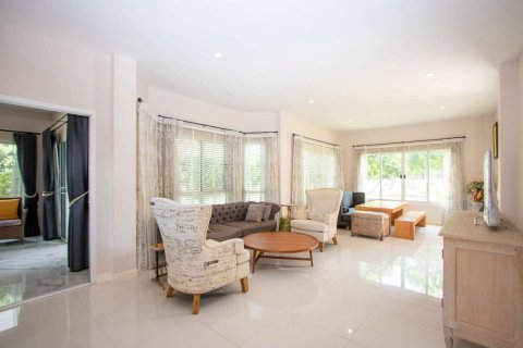 Casa de 4 dormitorios en Chiang Mai, Tailandia № 121736 - foto 19