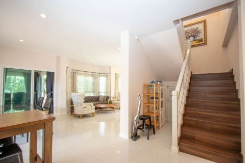 Casa de 4 dormitorios en Chiang Mai, Tailandia № 121736 - foto 21