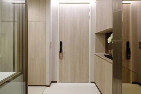 Estudio en el condominio en Watthana, Bangkok, Tailandia № 150355 - foto 11