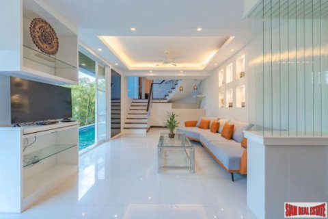 Chalet de 4 dormitorios en Patong, Tailandia № 203284 - foto 4