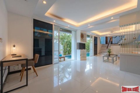Chalet de 4 dormitorios en Patong, Tailandia № 203284 - foto 5