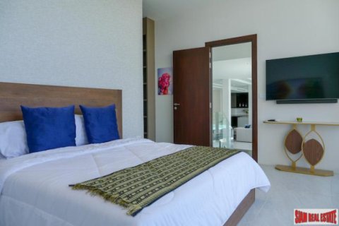 Chalet de 4 dormitorios en Layan Beach, Tailandia № 203283 - foto 3