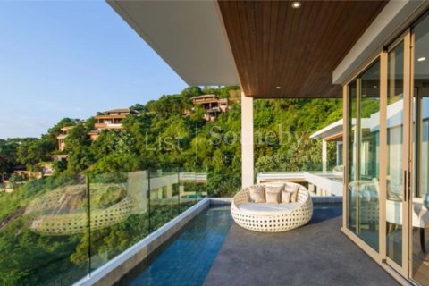 Chalet de 6 dormitorios en Kathu, Tailandia № 135639 - foto 9