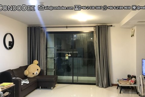 Condo in Watthana, Bangkok, Thailand, 2 bedrooms  № 200764