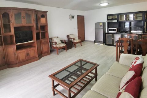 Condominio de 1 dormitorio en Watthana, Bangkok, Tailandia № 200766 - foto 7