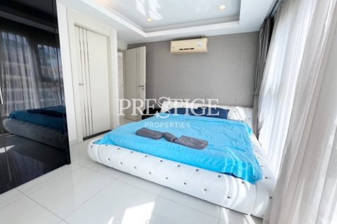 Condo in Pattaya, Thailand, 2 bedrooms  № 198538 - photo 8