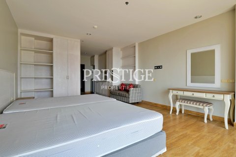 Studio in the Condo in Pattaya, Thailand  № 198542 - photo 7