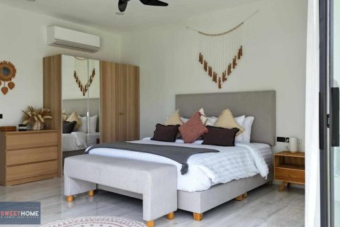 Chalet de 3 dormitorios en Ko Samui, Tailandia № 179903 - foto 6