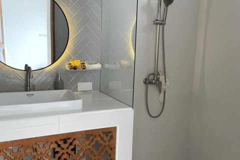 Chalet de 3 dormitorios en Ko Samui, Tailandia № 179905 - foto 18