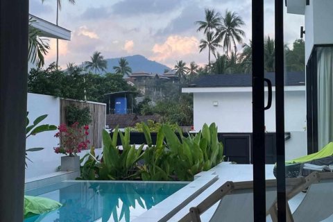 Chalet de 3 dormitorios en Ko Samui, Tailandia № 179905 - foto 4