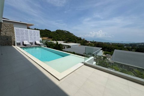 Chalet de 4 dormitorios en Ko Samui, Tailandia № 179900 - foto 10